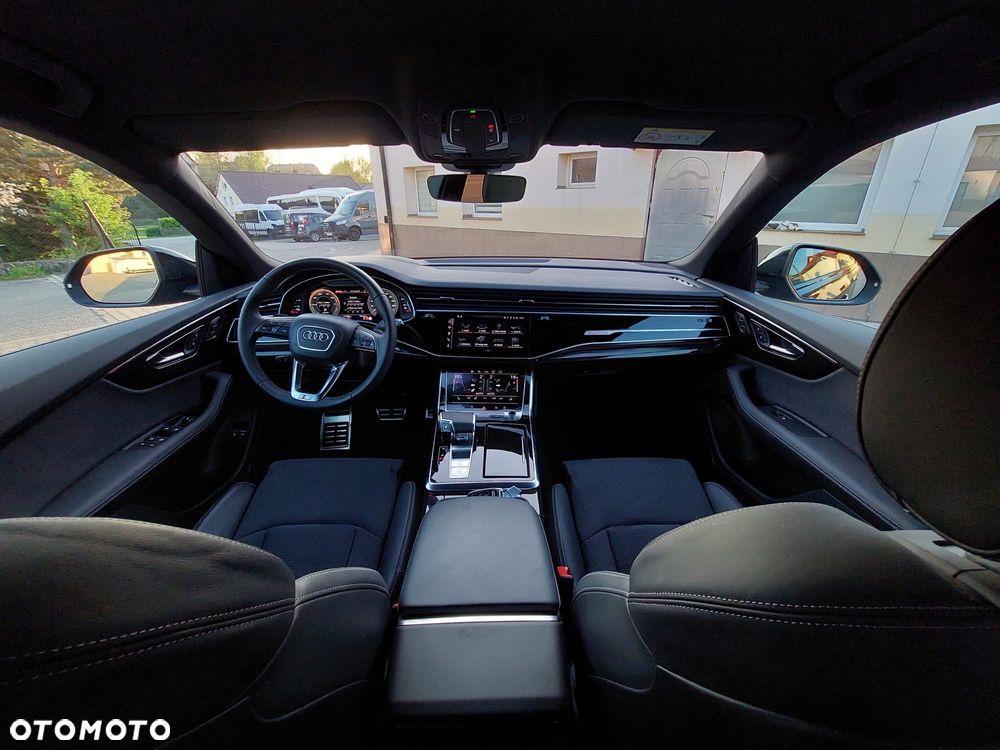 Audi Q8 - 5