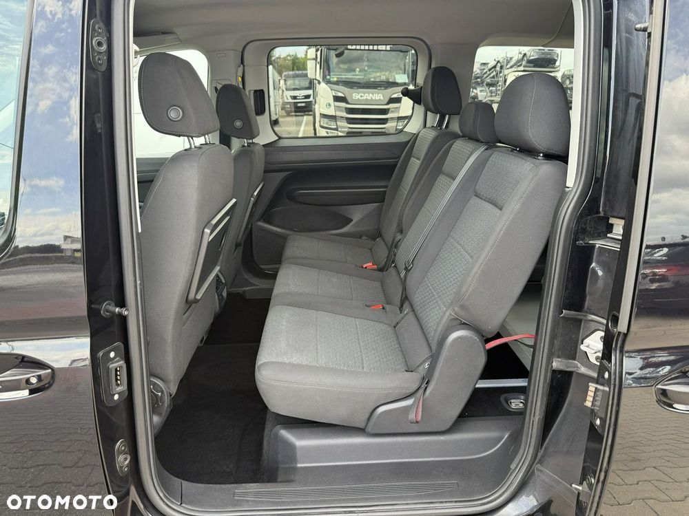 Ford Tourneo Connect Grand - 8