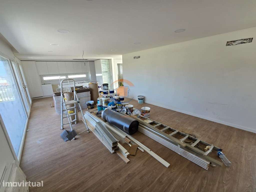 Moradia T4 em Construção | Famões, Odivelas - Grande imagem: 2/17
