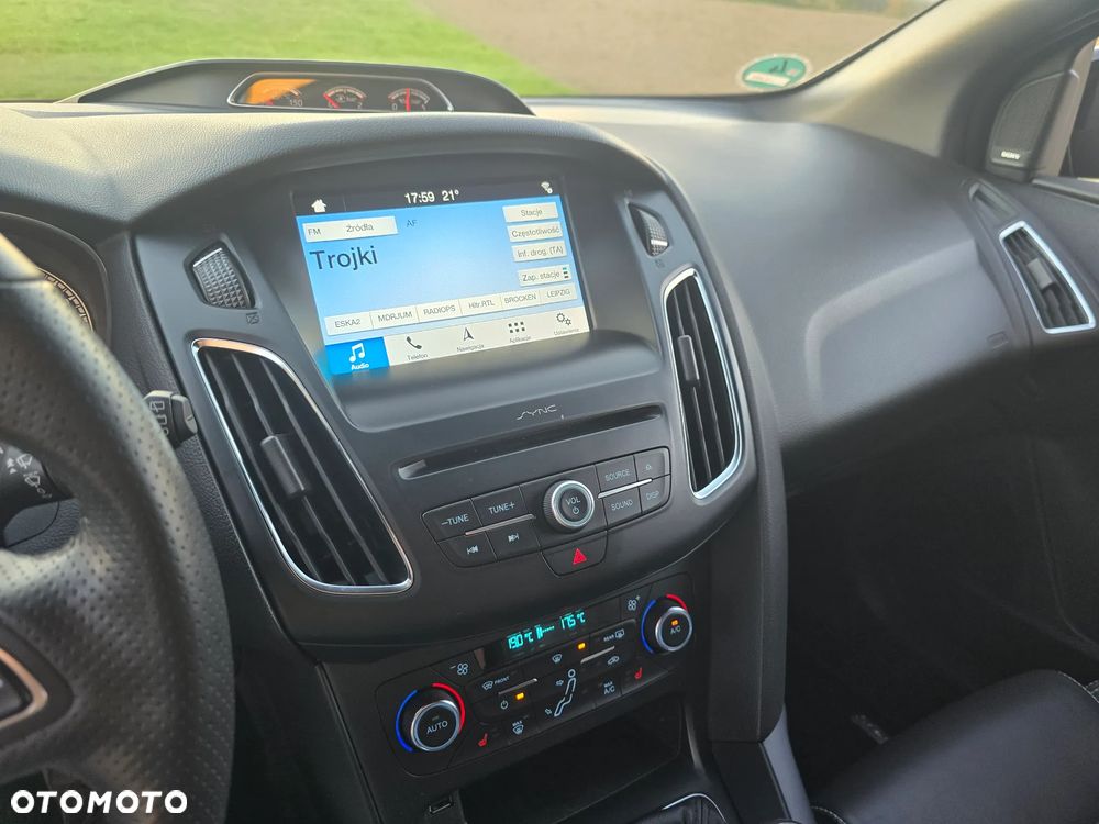 Ford Focus - 23