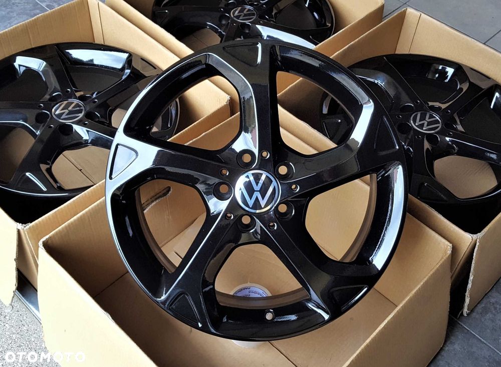 Alufelgi 18 5x112 VW Golf Passat Touran Caddy Jetta T-Roc Eos Czarne ! 629#