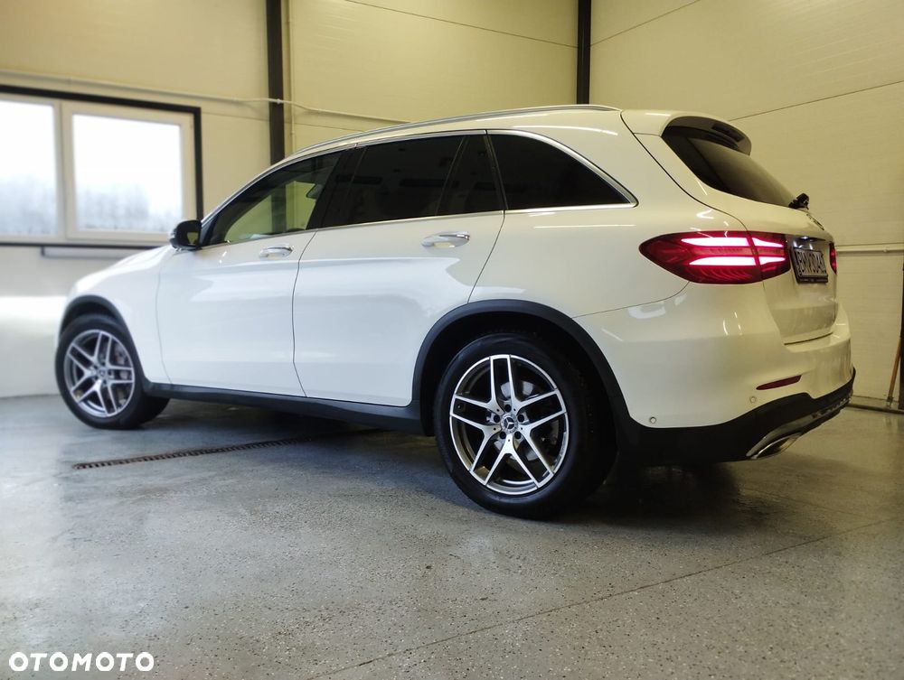 Mercedes-Benz GLC - 18