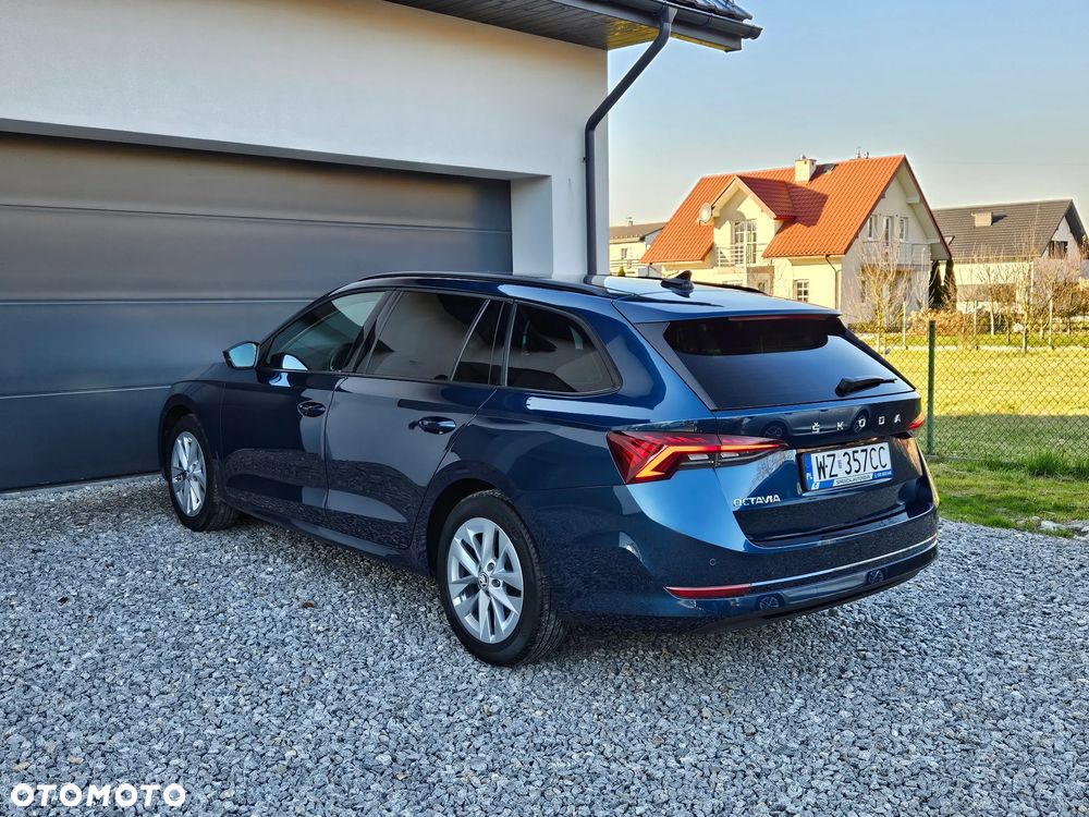Skoda Octavia 2.0 TDI SCR Ambition DSG - 3