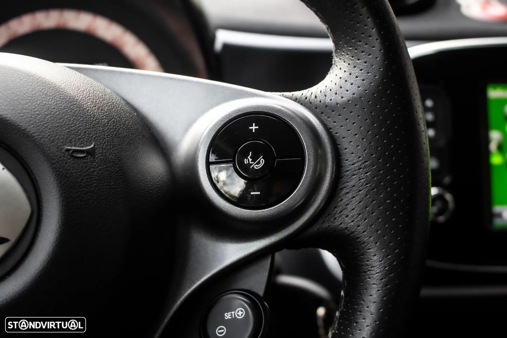 Smart ForFour EQ pulse - 15