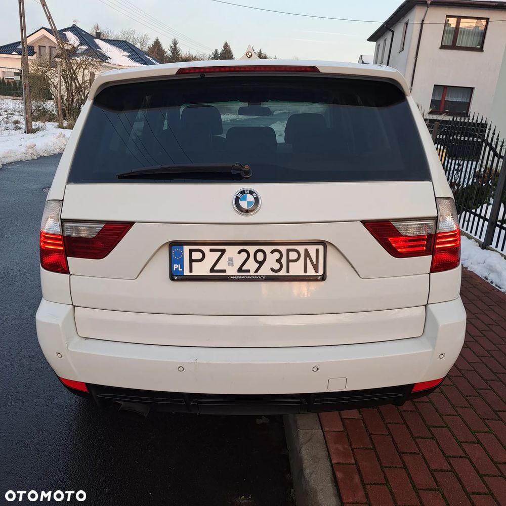 BMW X3 2.0d - 9