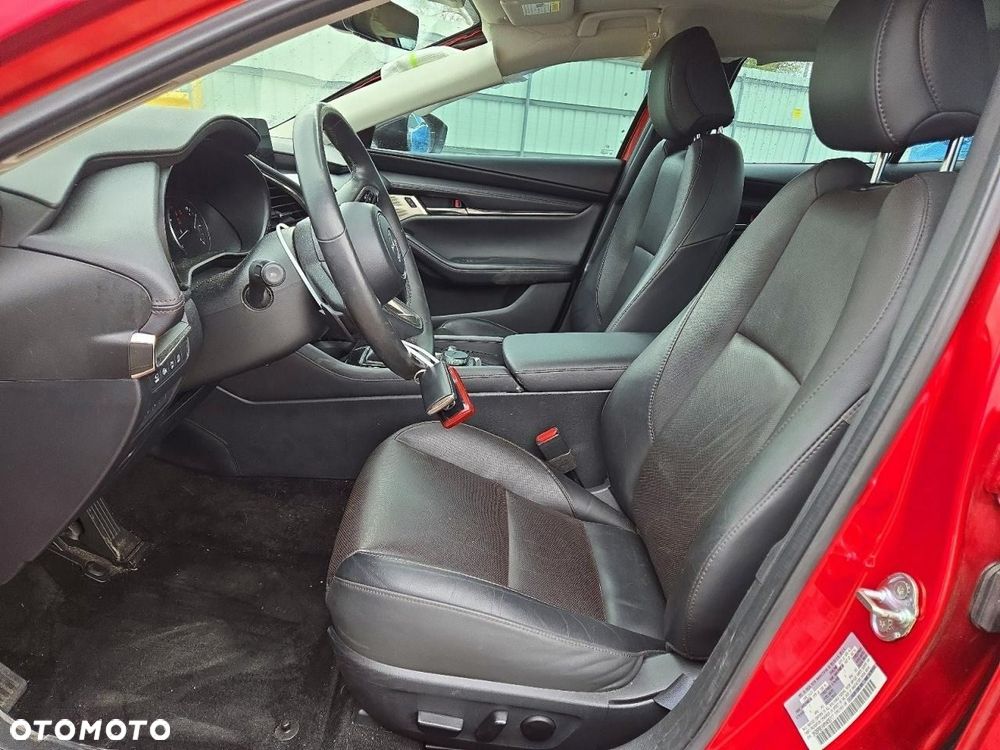 Mazda 3 - 7
