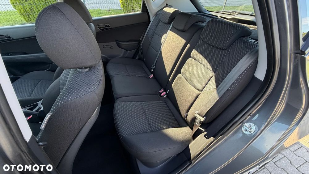 Hyundai i30 1.4 Edition Plus - 37
