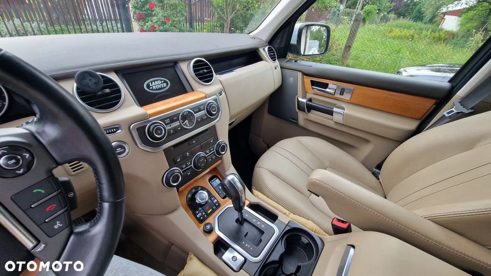 Land Rover Discovery 5.0 V8 HSE - 17