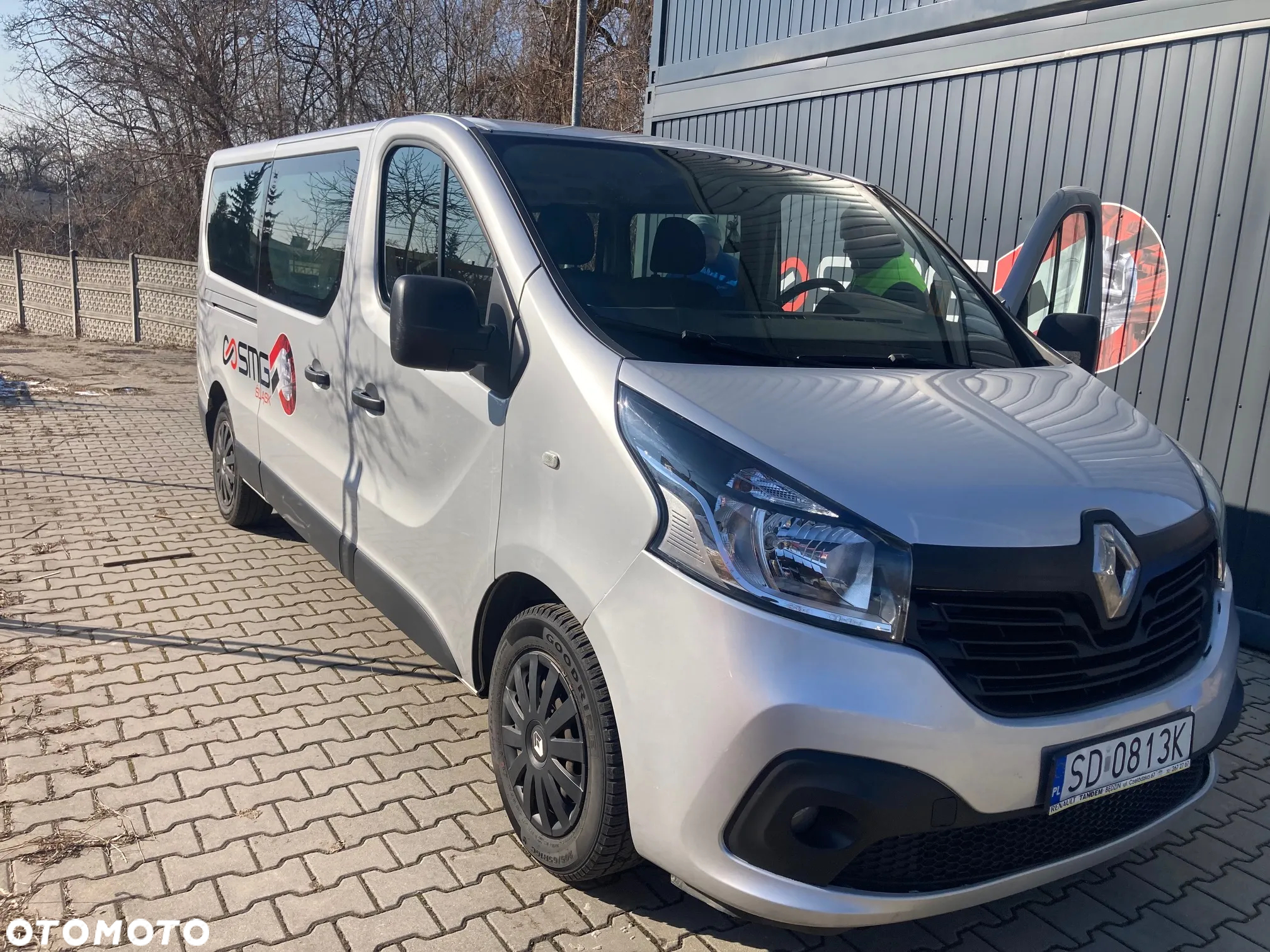 Renault Trafic - 2