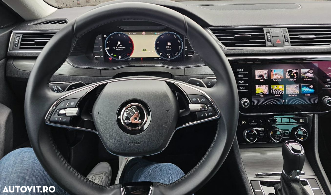 Skoda Superb 2.0 TDI DSG Ambition - 20
