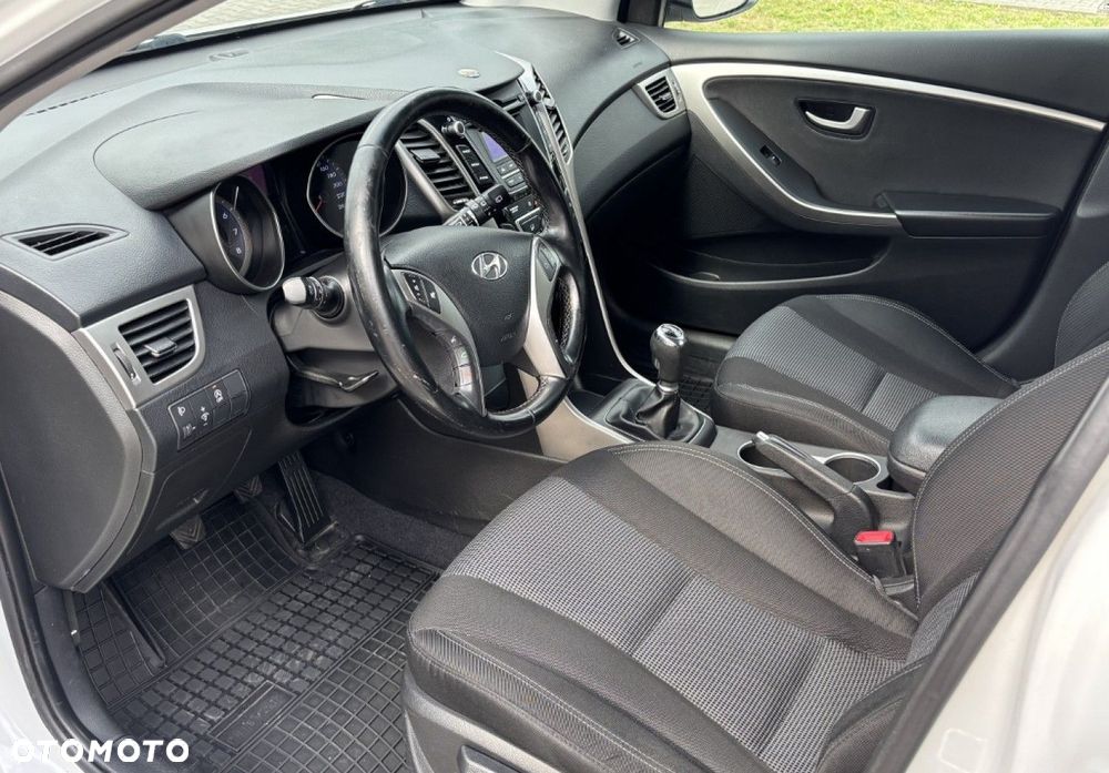 Hyundai i30 - 10