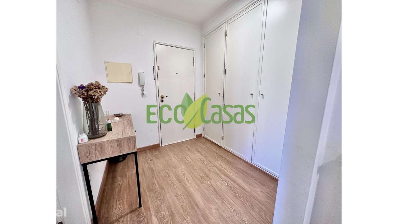 Apartamento T2 Alcabideche - Grande imagem: 2/17