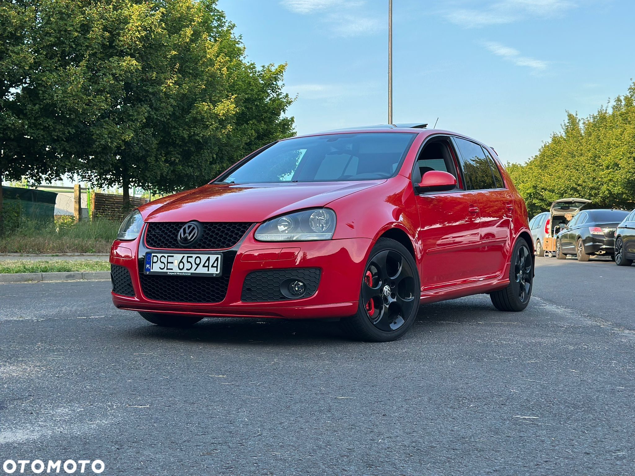 Volkswagen Golf V R32 - 1