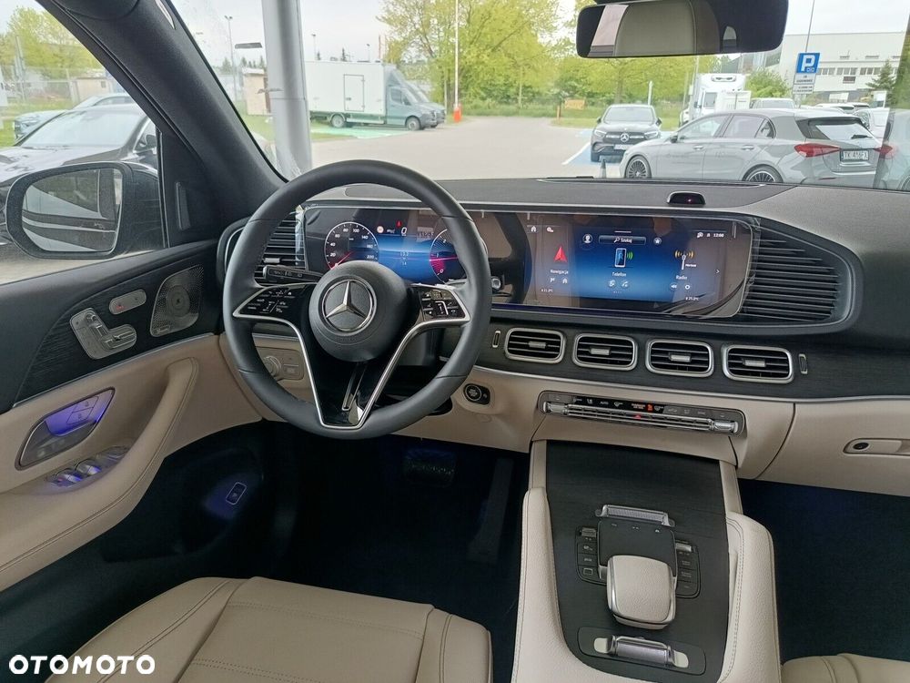 Mercedes-Benz GLE - 12