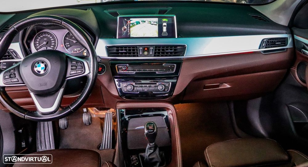 BMW X1 16 d sDrive Line Sport - 11