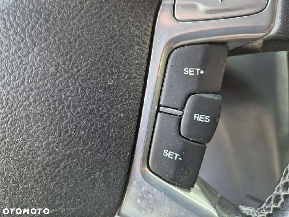 Ford S-Max - 35