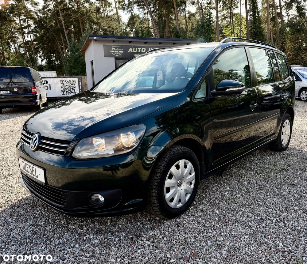 Volkswagen Touran 2011 photo 3