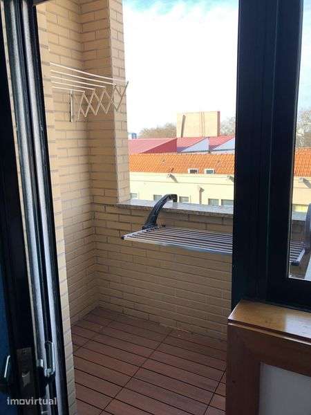 Apartamento T1 na Areosa - Grande imagem: 2/10