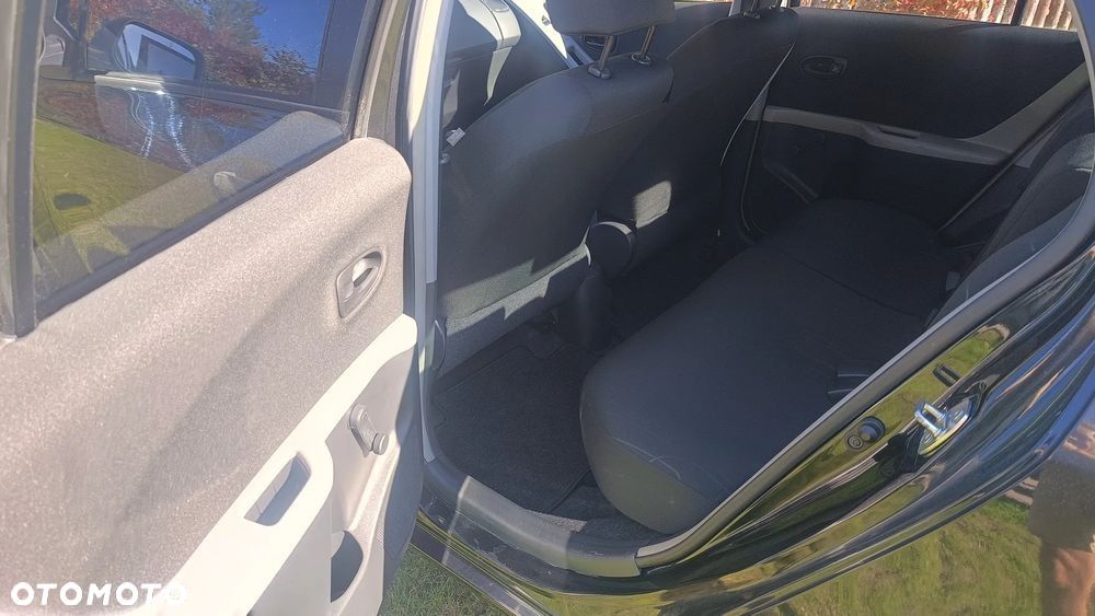 Toyota Yaris 1.33 VVT-i Life - 19