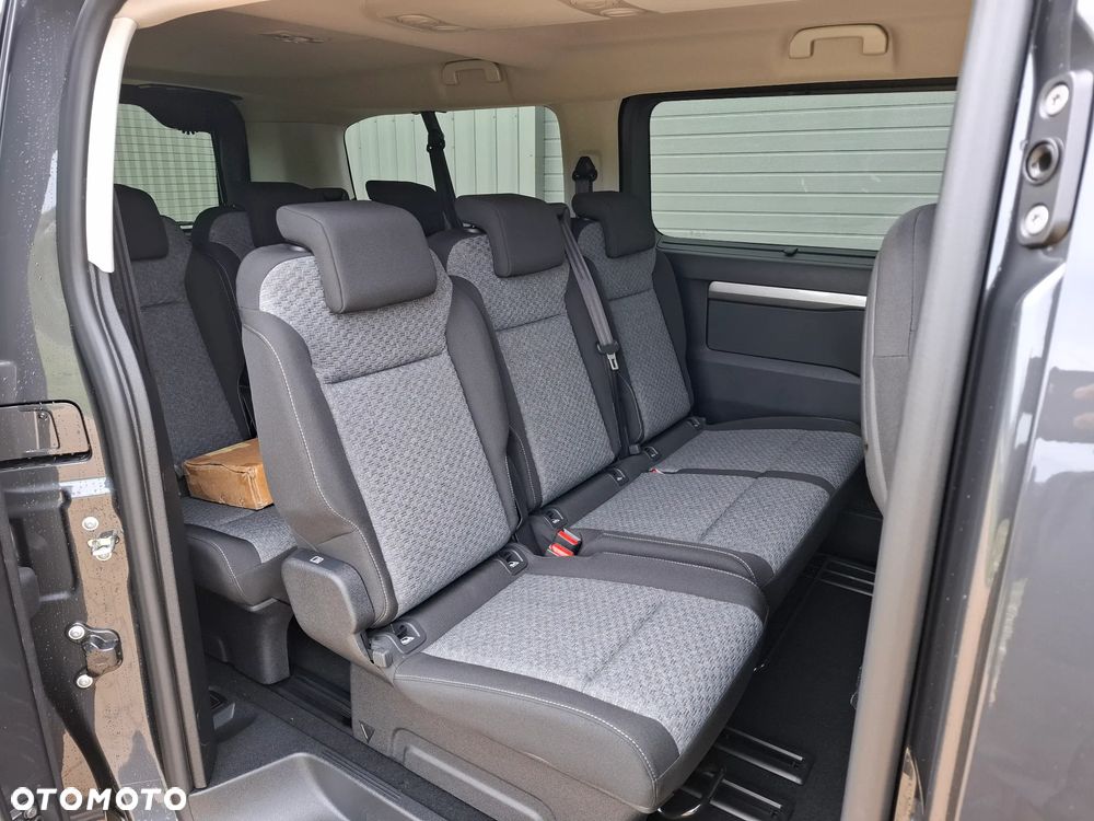 Toyota Proace Verso 2.2 D4-D Long Family - 11