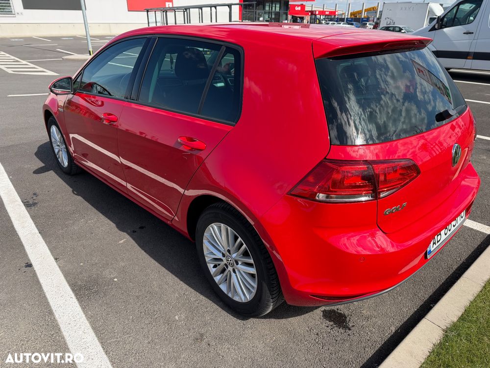 Volkswagen Golf - 4