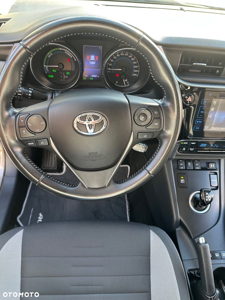 Toyota Auris - 8