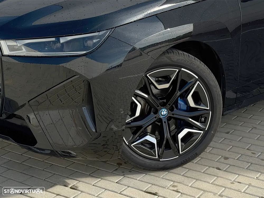 BMW iX xDrive 50 Pack Desportivo - 6