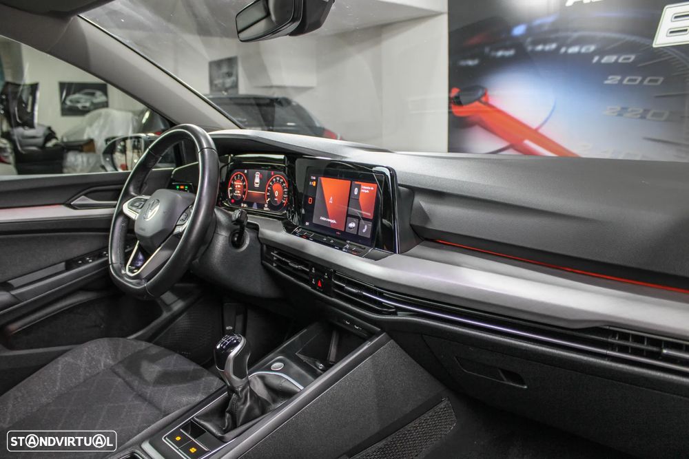 VW Golf Variant 1.0 TSI Life - 23