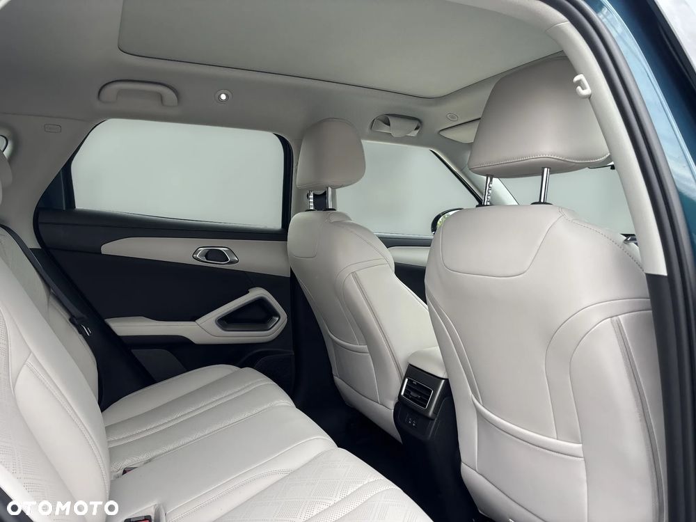 BYD Atto 2 DM-i - 13
