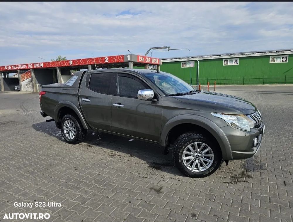 Mitsubishi L200 Double Cab 2.4 DI-D M/T Intense - 4