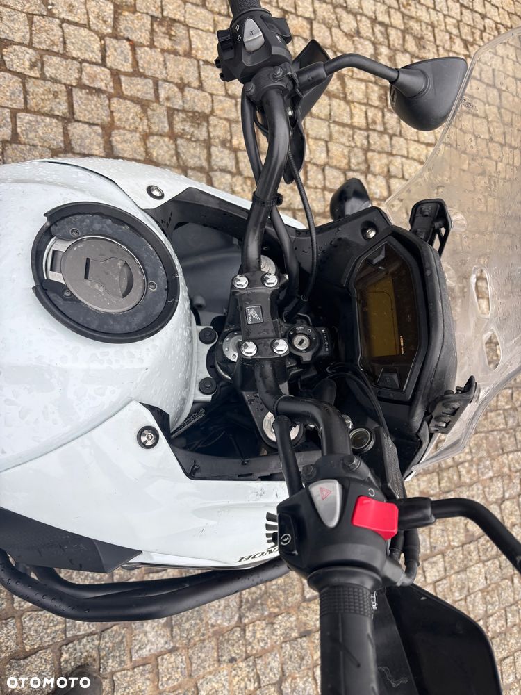 Honda CB - 2