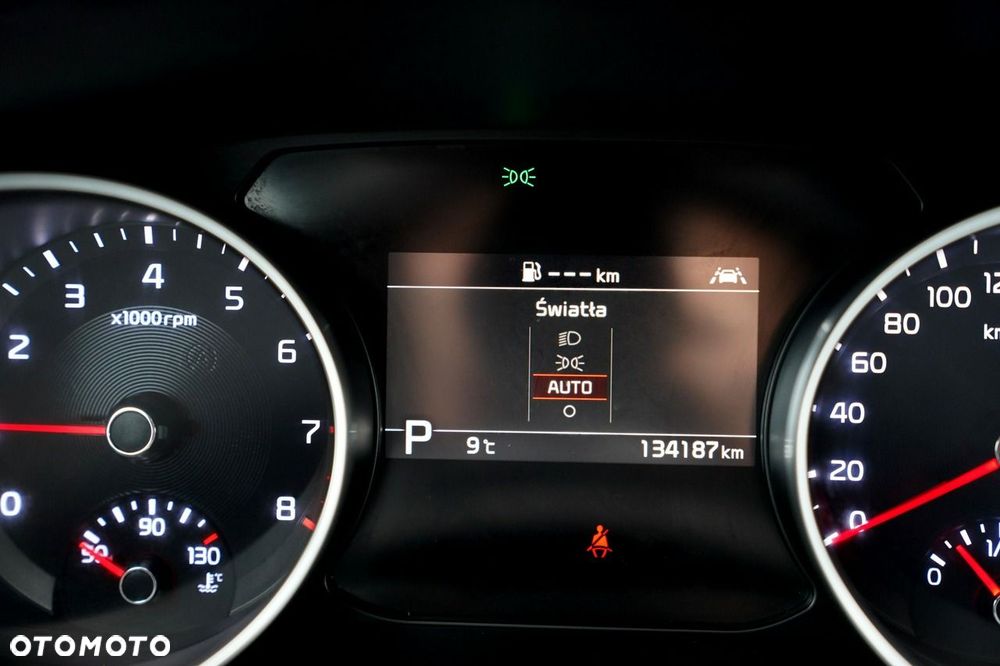 Kia XCeed - 27