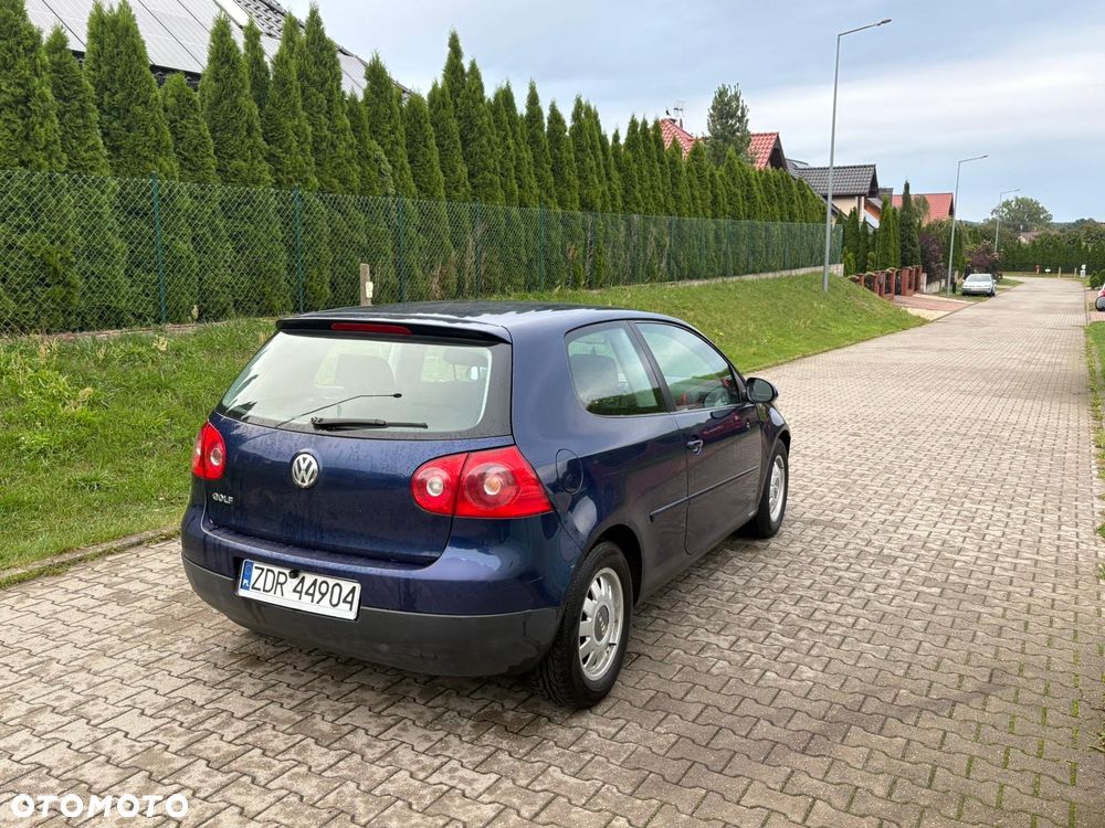 Volkswagen Golf - 9