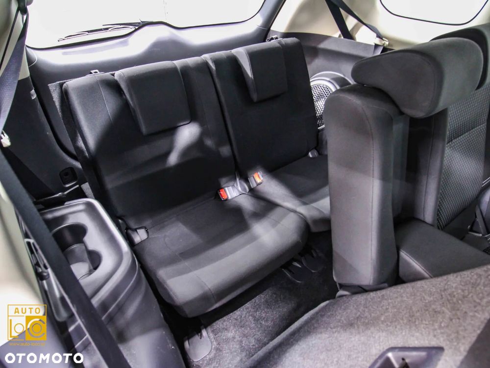 Mitsubishi Outlander 2.0 Instyle Navi 4WD CVT - 11