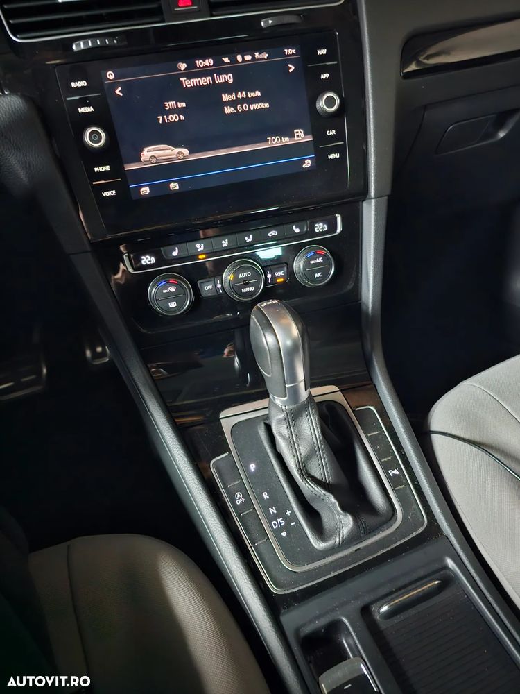 Volkswagen Golf 1.6 TDI DSG Sound - 7