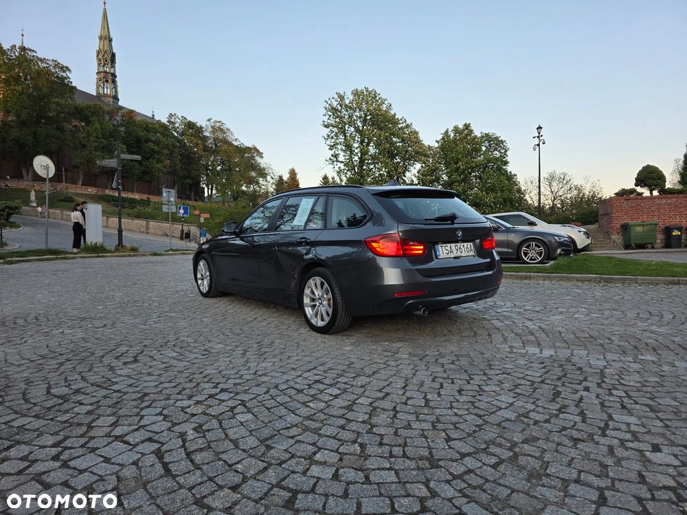 BMW Seria 3 316d - 4