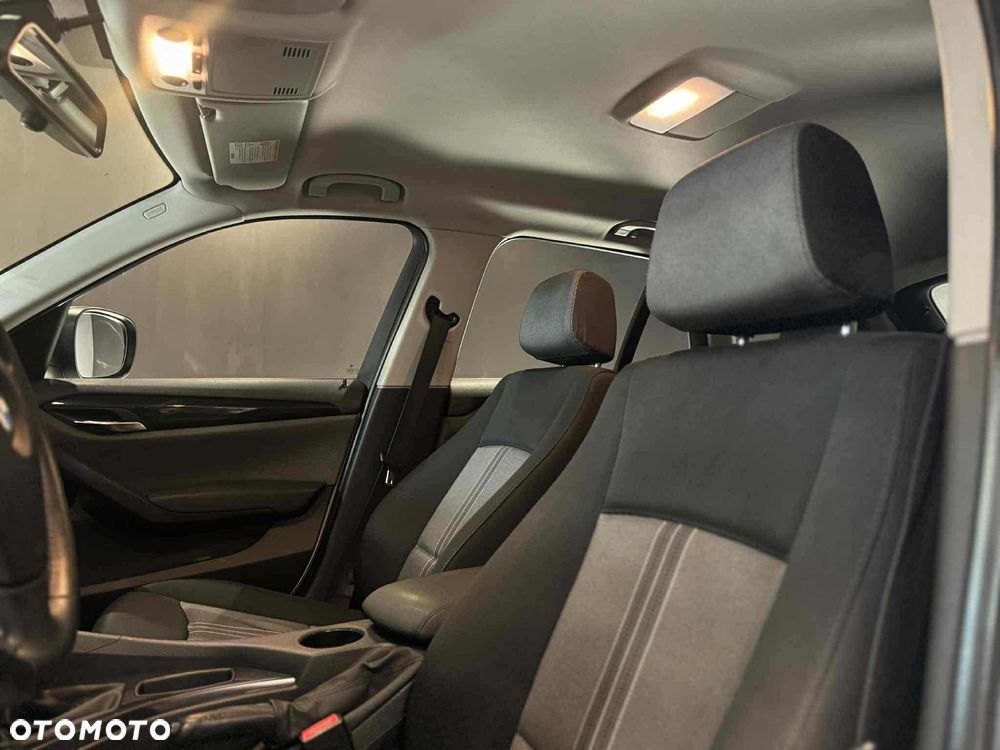 BMW X1 xDrive18d - 15