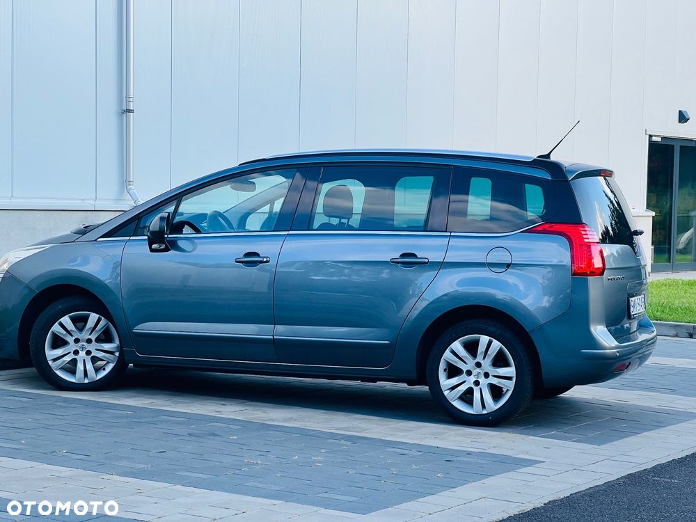 Peugeot 5008 HDI 150 Allure - 17