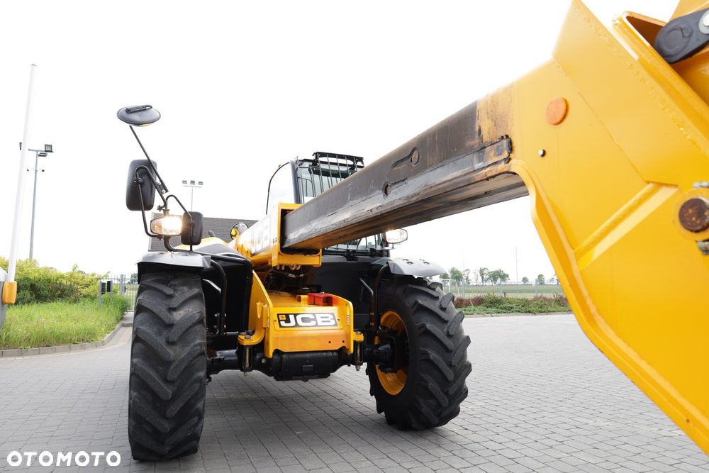 JCB 531-70 - 24