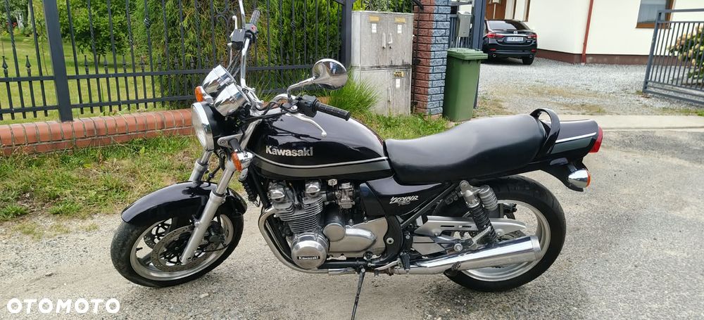 Kawasaki Zephyr - 7
