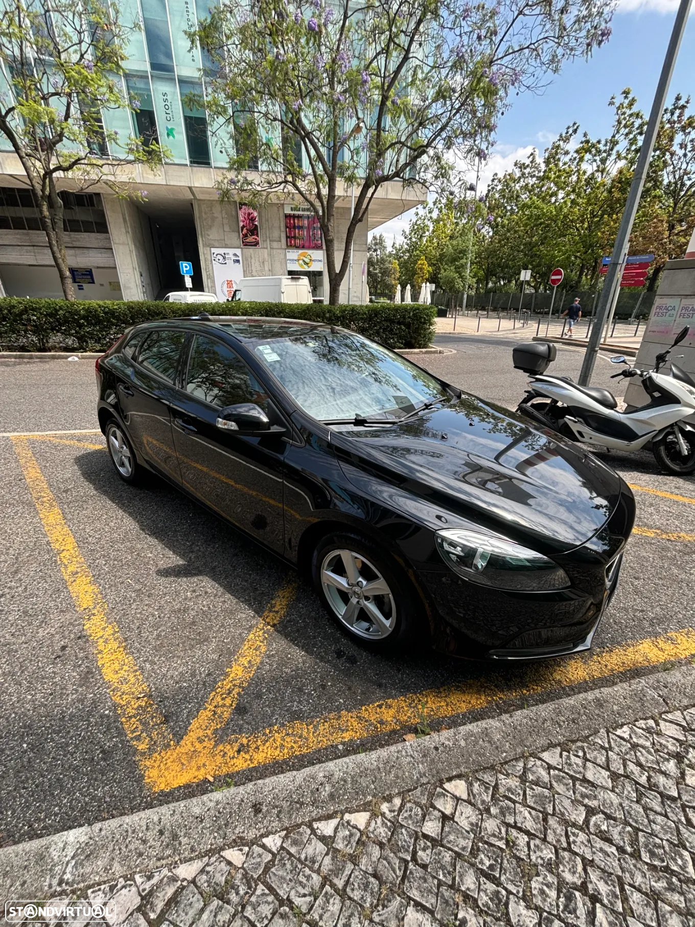 Volvo V40 2.0 D2 Kinetic Eco - 3