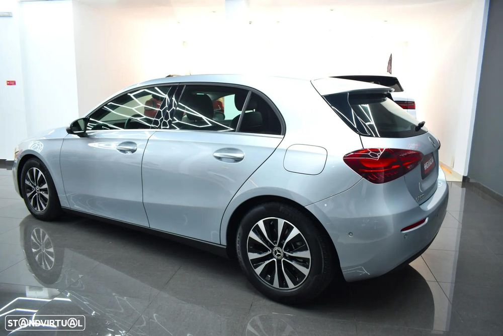 Mercedes-Benz A 200 Standard - 2