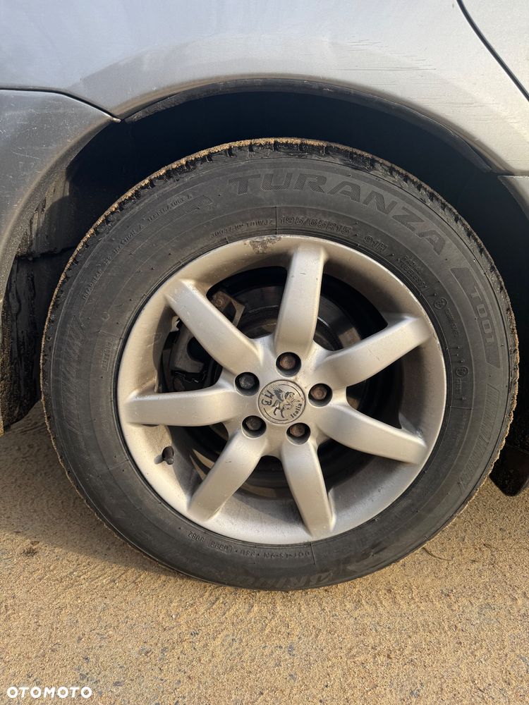 Subaru Legacy 2.0R GX - 14