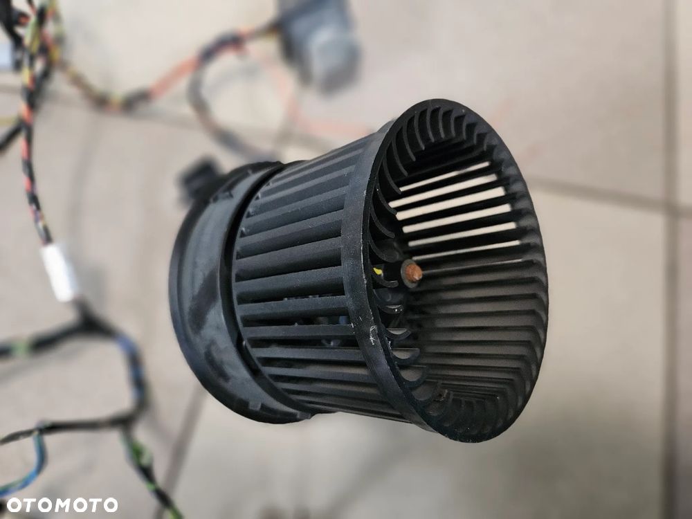 Dmuchawa nawiewu rezystor wiązka Peugeot 308 I T7 1,6 HDI T1000588K - 3