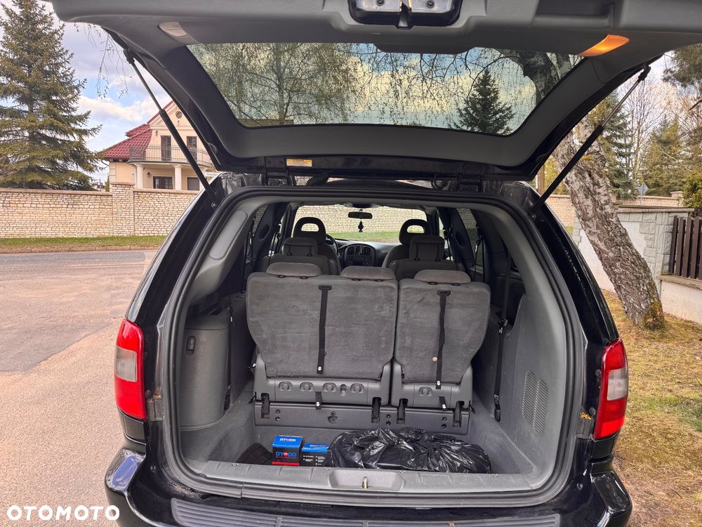 Chrysler Grand Voyager 3.3 LX - 16