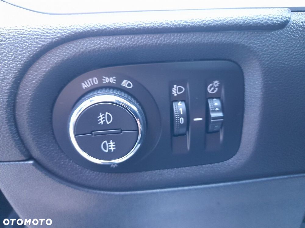 Opel Grandland - 11