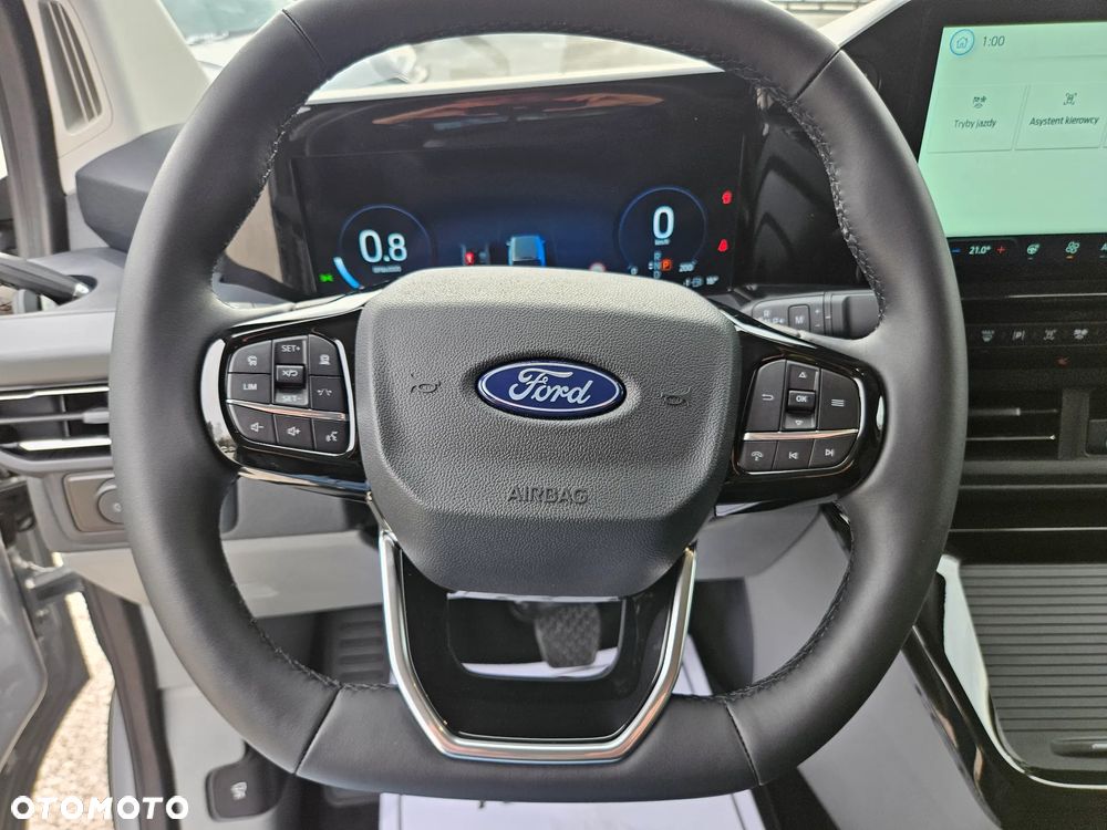 Ford Tourneo Custom 2.0 EcoBlue L2 Titanium X SelectShift - 24