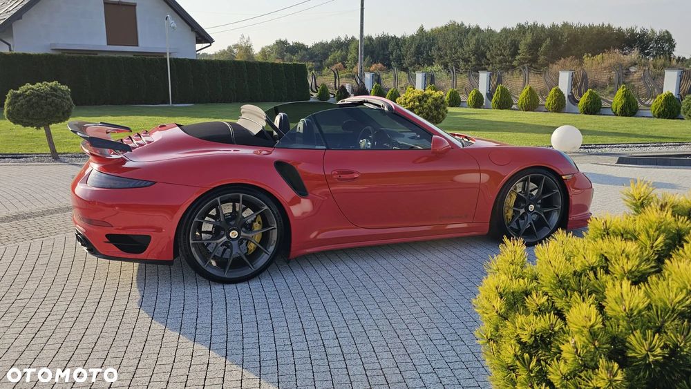 Porsche 911 Turbo S - 2