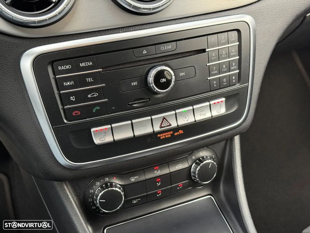 Mercedes-Benz CLA 220 d Shooting Brake AMG Line Aut. - 22