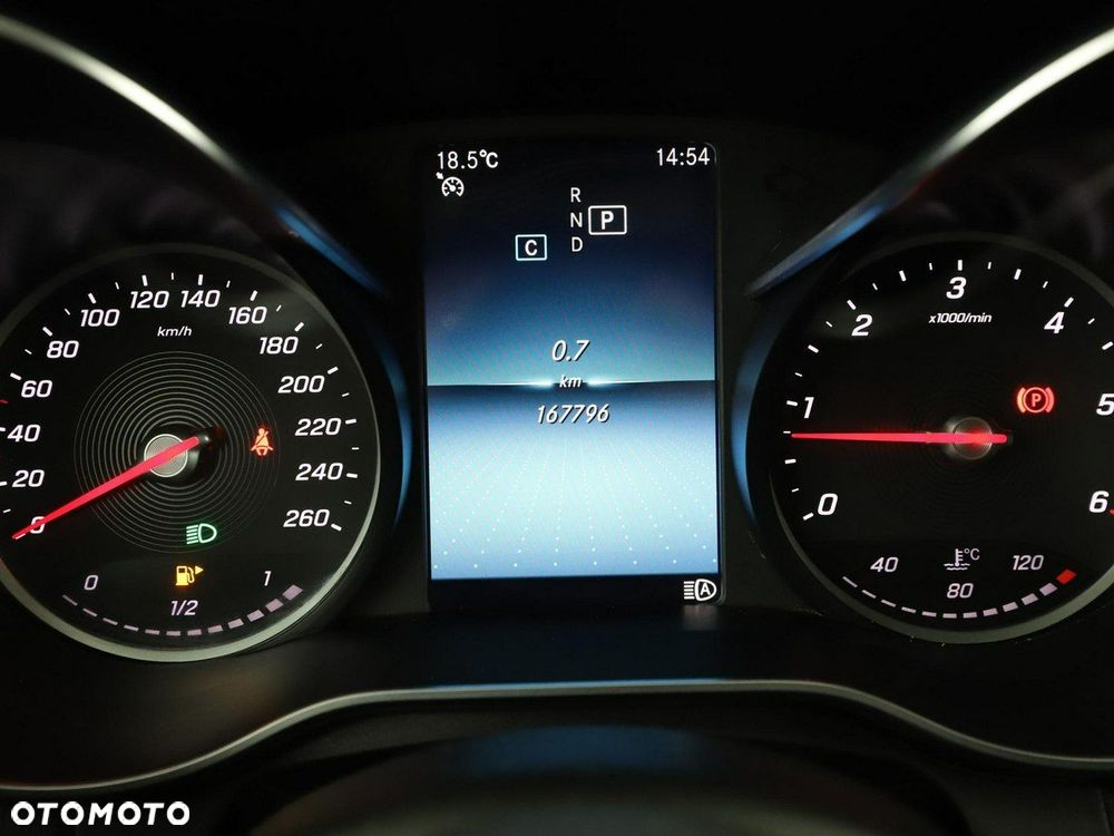 Mercedes-Benz Klasa C 220 d 9G-TRONIC Avantgarde - 23